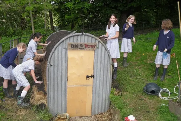 Anderson shelter